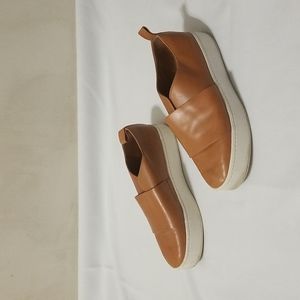 Vince calf  leather slip on sneakers